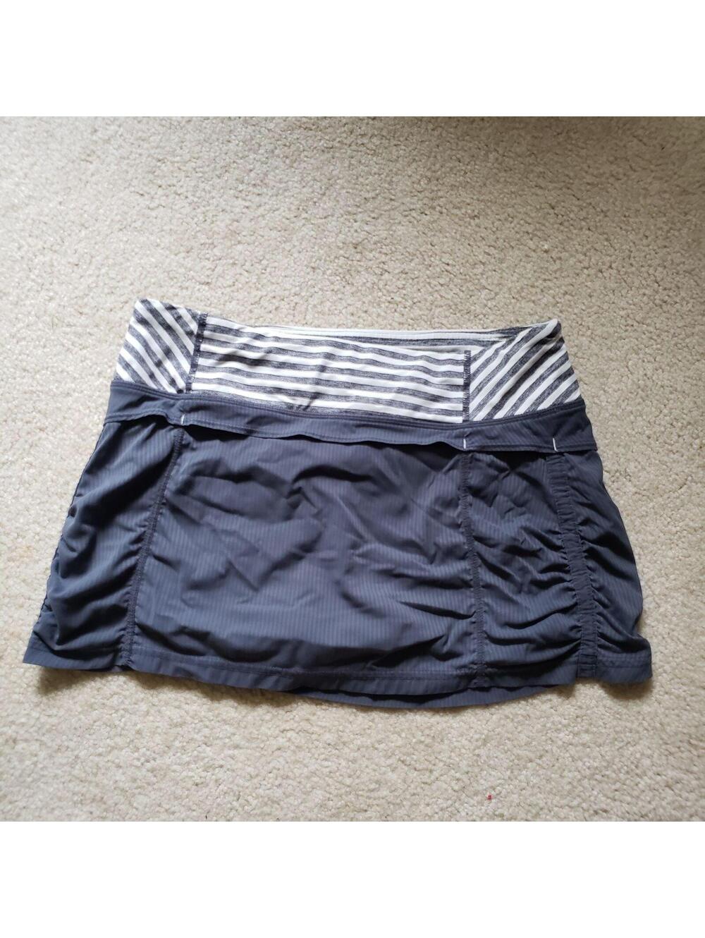 Lululemon Grey Stripe Tennis Skirt Sz 4